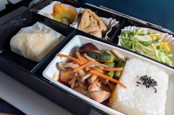 A320 200機内食