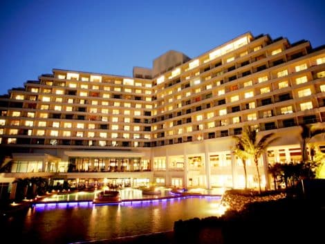 シェラトン ホテル 外観 グアムツアー用