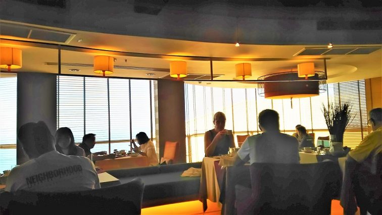 デュシタニ クラブラウンジ朝食