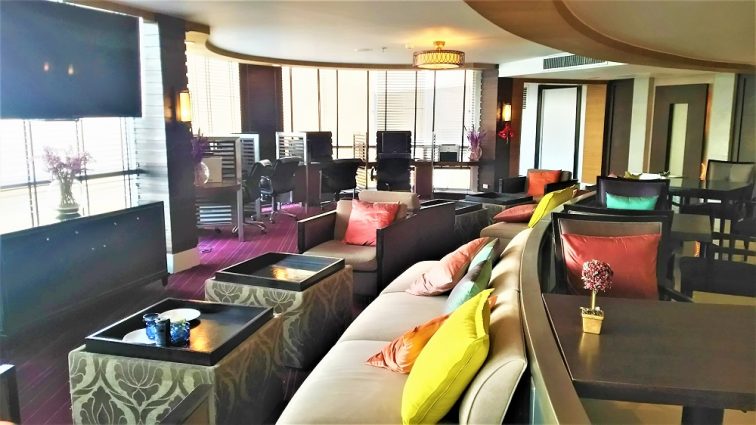 デュシタニクラブラウンジ