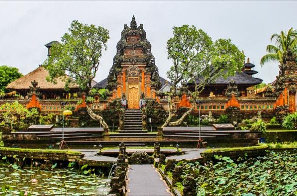タマンアユン寺院