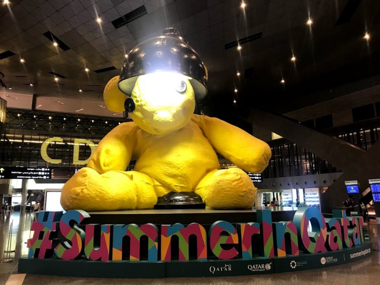 ハマド国際空港の熊