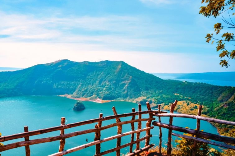 taal volcano_manila