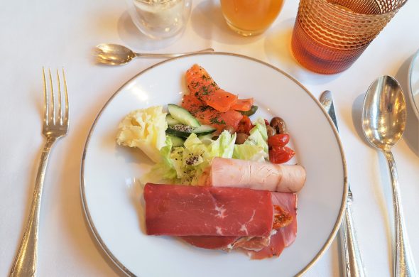 シャングリラホテル朝食 アラカルト