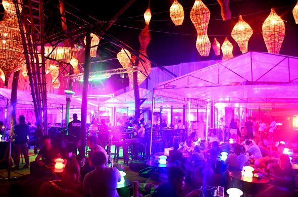 Boracay Om bar by the beach