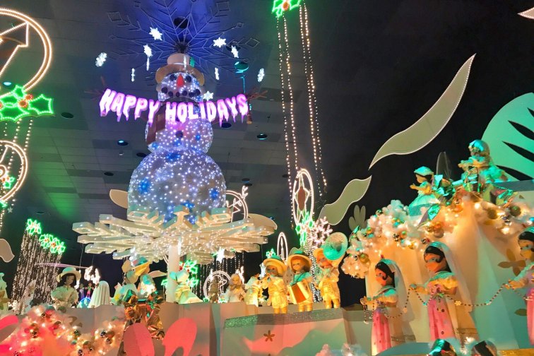 カリフォルニア ディズニーランド リゾートでホリデーシーズンがスタート 19年最新クリスマス情報をお届け トラベルスタンダードジャパン