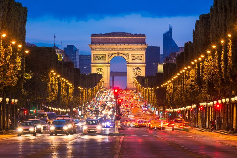 フランス パリでシャンゼリゼ通りに近い観光名所を完全制覇 トラベルスタンダードジャパン