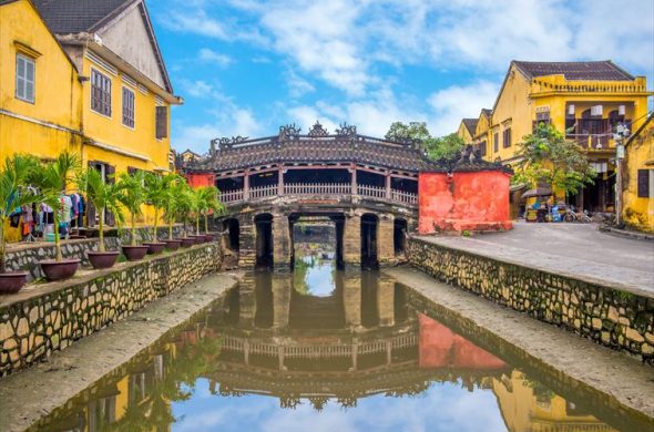 ホイアンの町のシンボルにもなっている「来遠橋（日本橋）」