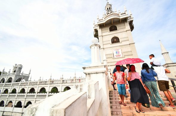 simala church ambrella