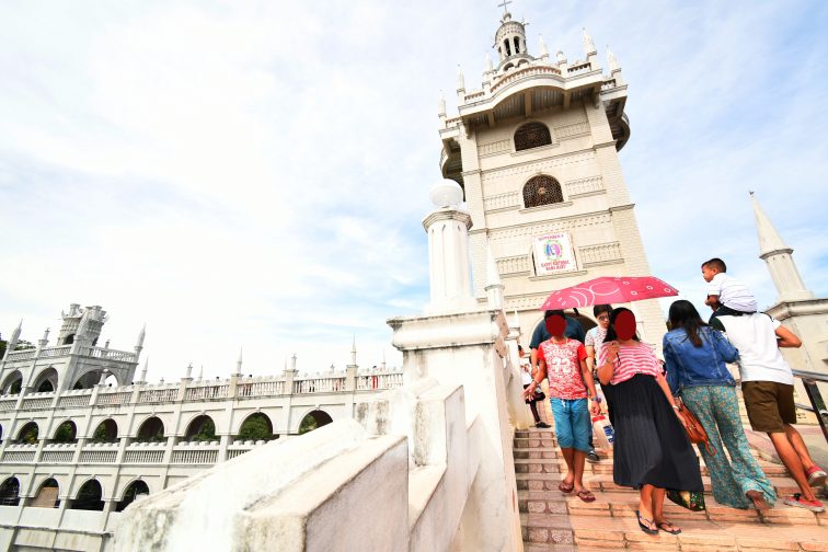 simala church ambrella