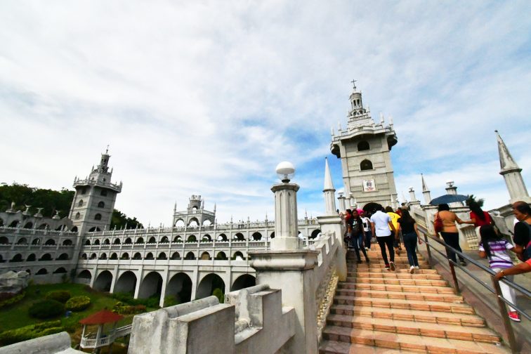 simala walikng around upstairs