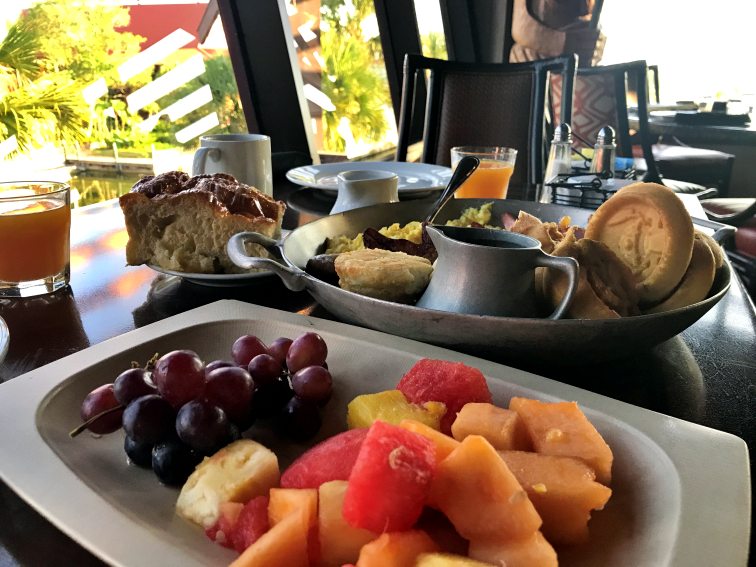 フロリダ ウォルト ディズニー ワールド リゾートの ダイニング プラン 種類 サービス内容 利用方法 料金をチェック トラベルスタンダードジャパン