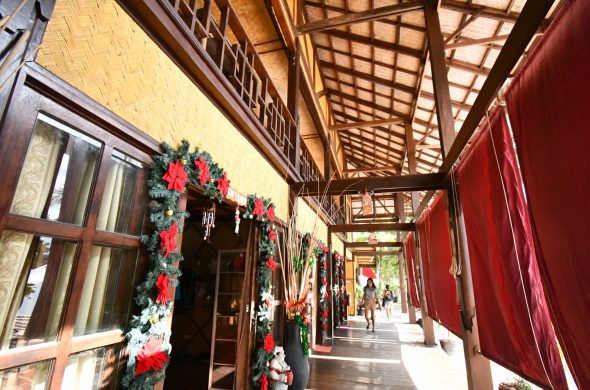 shops in resort