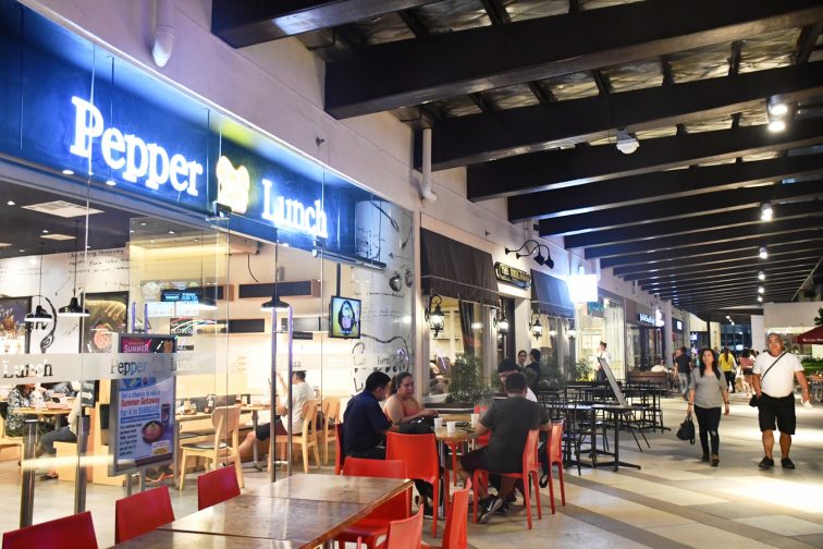 ayala mallフードコート
