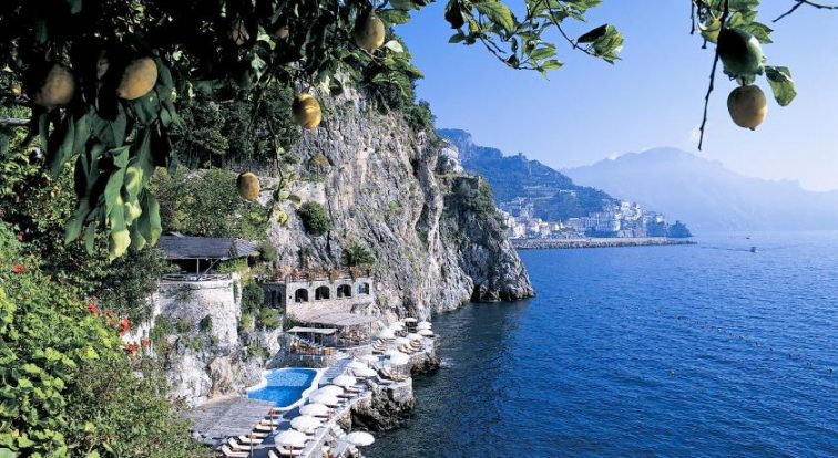 アマルフィ ホテル