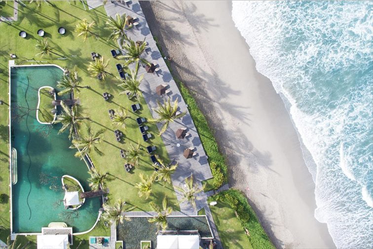 ビーチフロントのヴィラリゾート