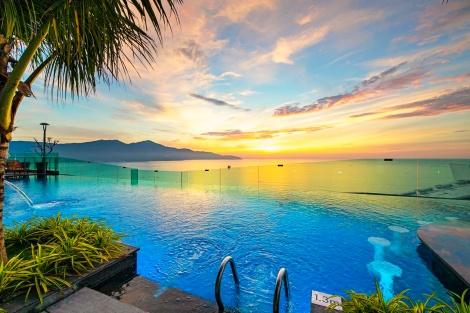 サラ ダナン ビーチ ホテル