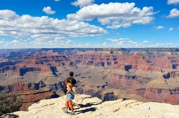 ［ラスベガス出発］日帰りで行く！ルート66を巡り6大絶景を制覇するオプショナルツアー［アンテロープキャニオン、グランドキャニオン、ホースシューベンド、レイクパウエル、ルート66&セリグマン、ダイナソートラック］