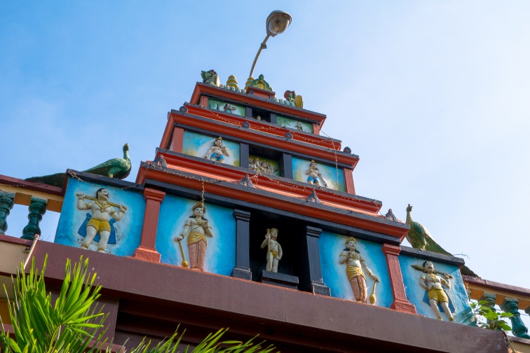 ホーチミンのスリタンディユッタパ二寺院 Sri Thenday Yuttha Pani
