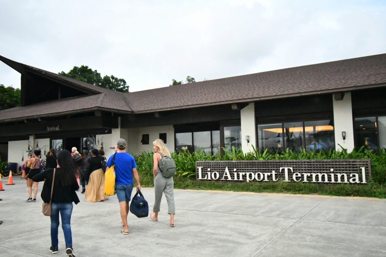 Lio airport1