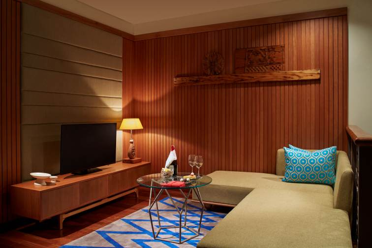 Ocean_View_Suite_Lounge