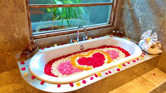 flower bath