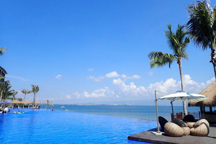 infinity pool1