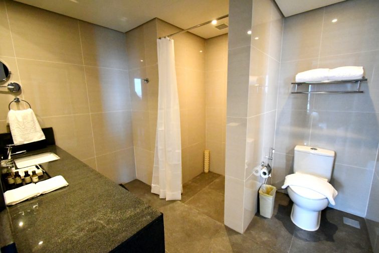 junior suite room_bathroom4