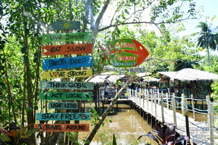 lunch at the Buluang Fishpond Restaurant