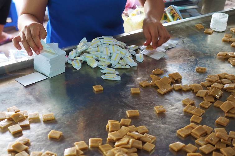 coconat candy