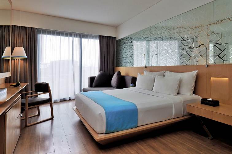 deluxe_room_king_size_ize_seminyak_gallery