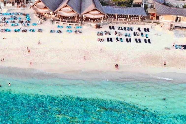 sundays beach 2