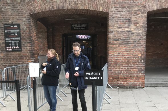 アウシュビッツ収容所
