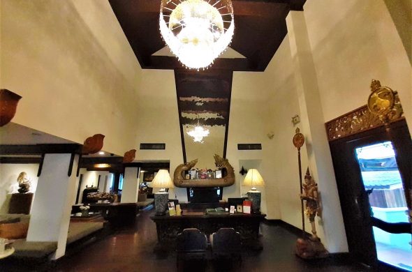 チェンマイ De Naga Hotel Chiang Mai
