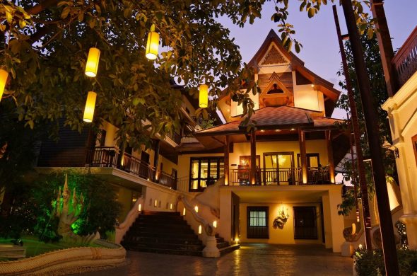 チェンマイ De Naga Hotel Chiang Mai