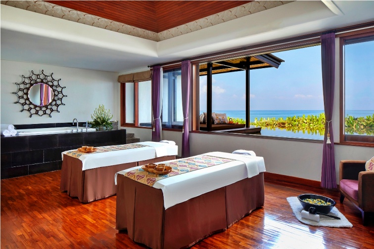 the-samaya-seminyak-spa-room-with-ocean-view-1-1538556214