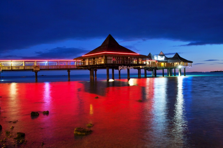 La Roof restaurant, Anse Vata, Noumea.