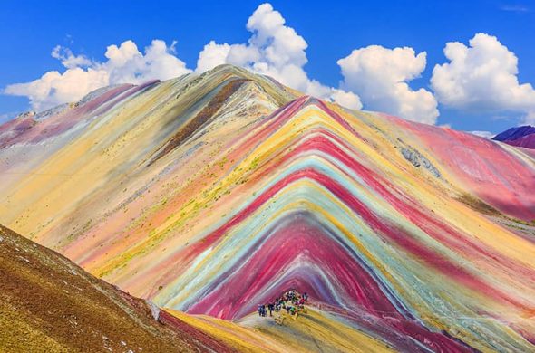 カラフルな異次元の絶景
