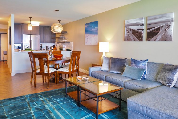 aston-waikiki-beach-tower-premium ocean front