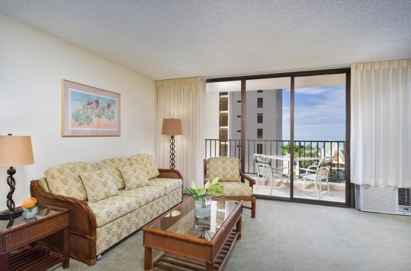 aston-at-the-waikiki-banyan-1bdrm-standard-2-1440x961