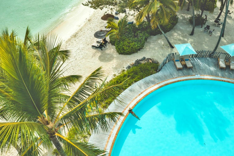 ilpmd-infinity-pool-6780-hor-clsc