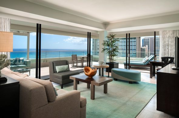 hnlwi-suite-living-room-4993-hor-clsc