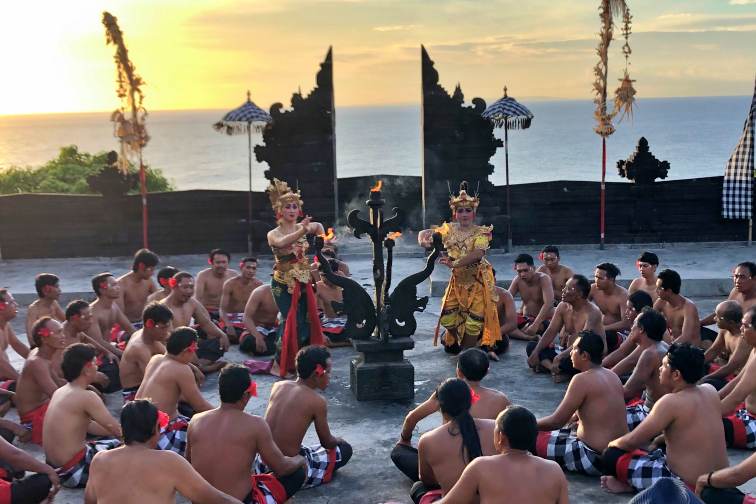 kecak-dance7