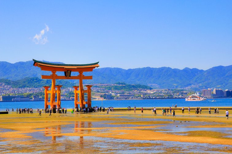 厳島神社