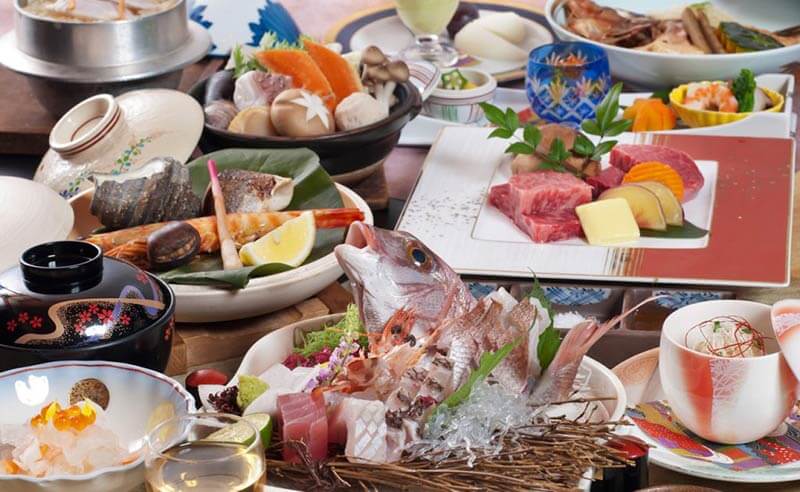 会席料理　極み会席｜奥道後 壱湯の守
