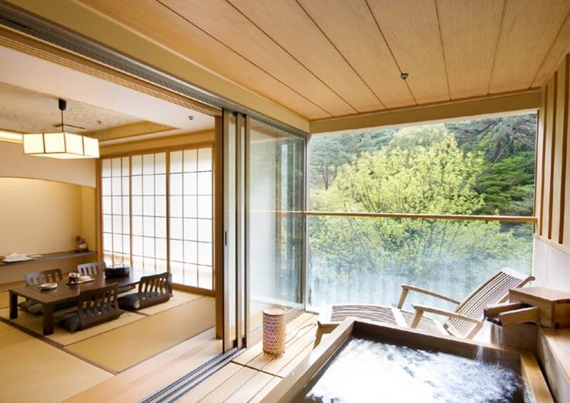 展望露天風呂付客室（和洋室）｜奥道後 壱湯の守