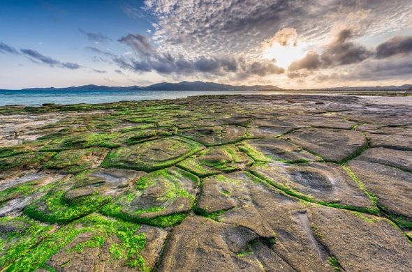 沖縄　久米島　畳石