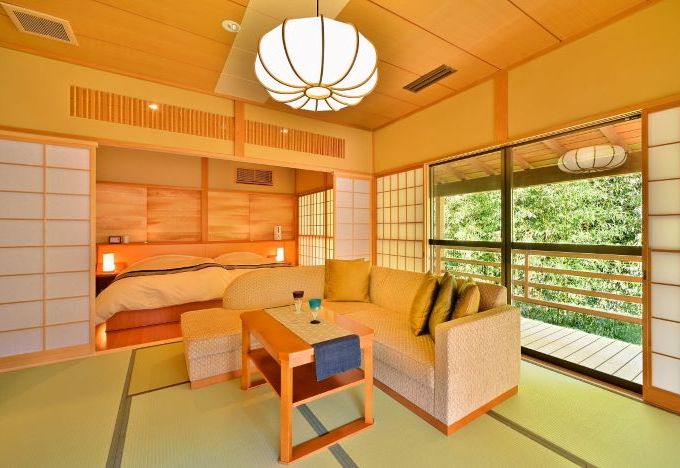 和風庭園と竹林が望める『離れ室生』｜奈良偲の里　玉翠
