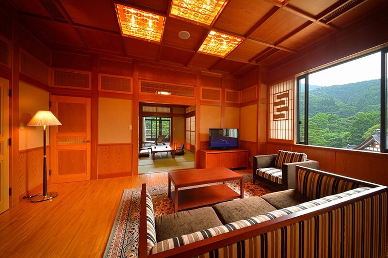 貴賓室「雅」｜山の神温泉 優香苑