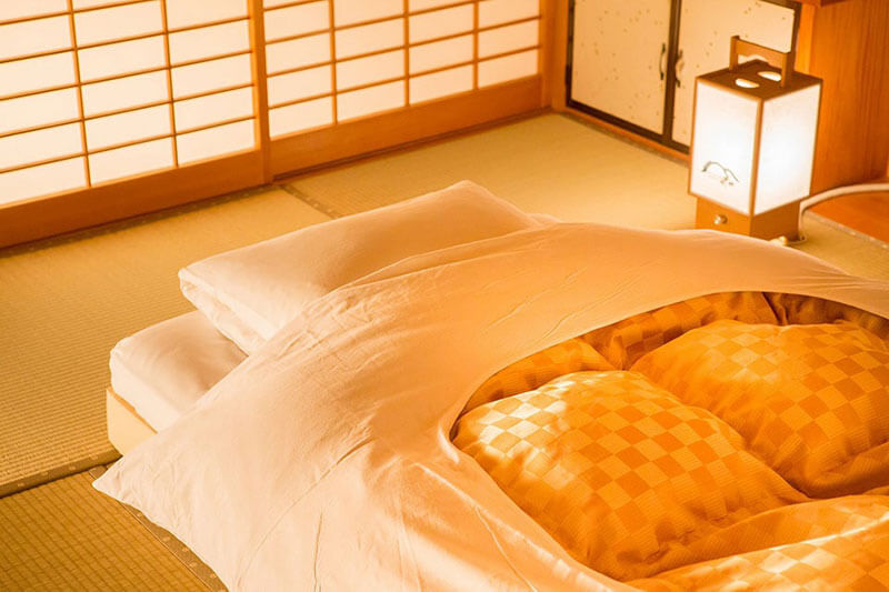ひそかに人気！厚手のマットレスと枕でぐっすり眠れます